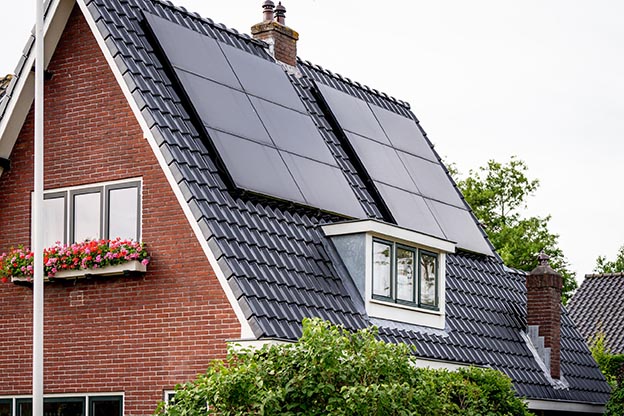 DuurzaamAan zonnepanelen jaren 30 woning